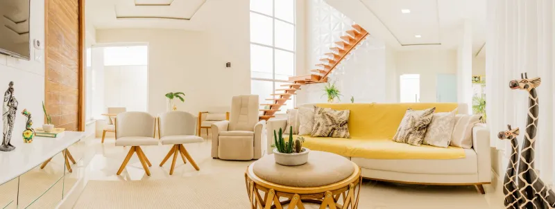 Selling Up? The Decorator's Playbook for Getting Ulster Buyers Through the Door