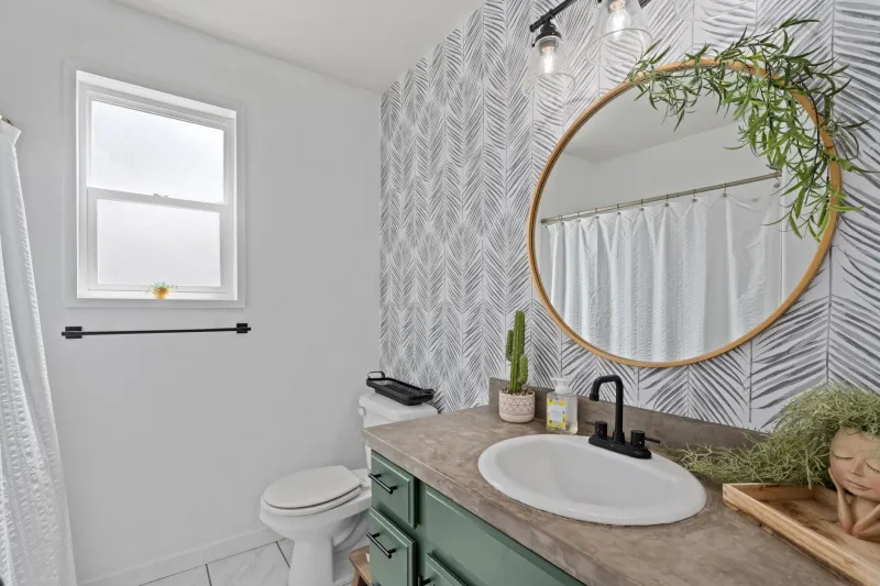 Ditch the Magnolia: How Moisture-Resistant Wallpaper Is Revolutionising Ulster Bathrooms